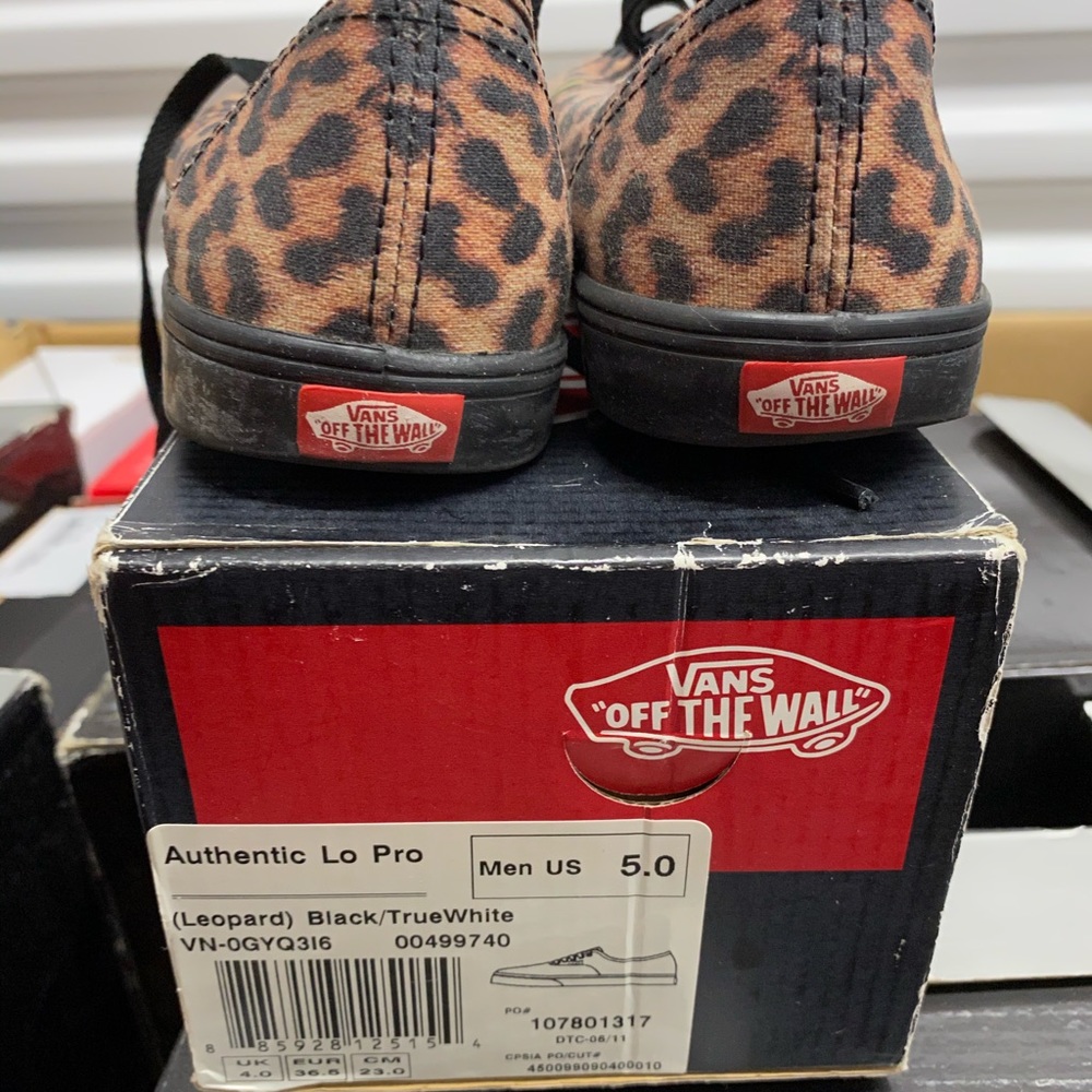 Vans lo pro leopard shoes men’s size 5